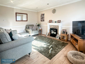Living Room- click for photo gallery